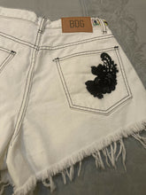 Load image into Gallery viewer, IMG_5586