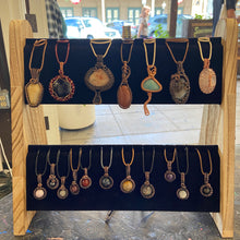Load image into Gallery viewer, Druzy Jewelry Company - Necklaces & Pendants