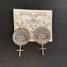 Load image into Gallery viewer, Maggie Devos Art - Wearable Art