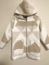 Load image into Gallery viewer, S light brown white geometric