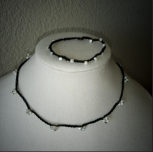 Load image into Gallery viewer, moonstone 3 bead