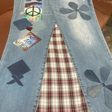 Load image into Gallery viewer, Maggie Devos Art - Wearable Art, , Atrium 916 - Sacramento.Shop, Atrium 916 - Sacramento.Shop