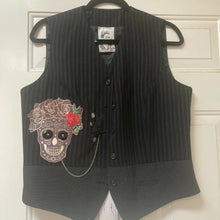 Load image into Gallery viewer, Maggie Devos Art - Wearable Art, , Atrium 916 - Sacramento.Shop, Atrium 916 - Sacramento.Shop