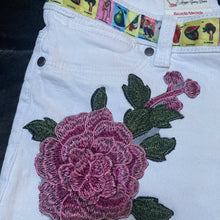 Load image into Gallery viewer, Maggie Devos-White embellished shorts-skull - Size 6, Fashion, Maggie Devos, Atrium 916 - Sacramento.Shop