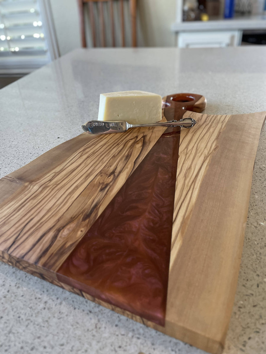 Tarpon Olivewood Cutting Board with Epoxy Inlay Fish Design