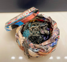 Load image into Gallery viewer, Paper Zen Designs - Small Paper Weaved Container with Lid, Home Decor, Paper Zen Designs, Atrium 916 - Sacramento.Shop