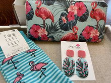 Load image into Gallery viewer, It's On! - Kari, Fashion, It’s On!, Atrium 916 - Sacramento.Shop