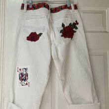 Load image into Gallery viewer, Maggie Devos - White Denim Frida jean - Size 6, Fashion, Maggie Devos, Atrium 916 - Sacramento.Shop