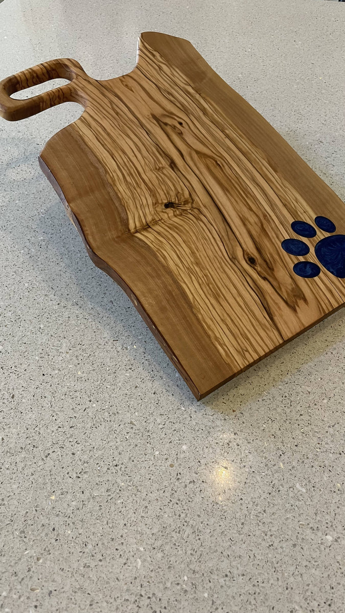 Tarpon Olivewood Cutting Board with Epoxy Inlay Fish Design