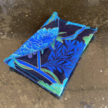 Load image into Gallery viewer, DragonEssence - Credit card pouch, Bags, Dragon Essence, Atrium 916 - Sacramento.Shop