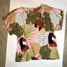 Load image into Gallery viewer, Maria Canta - Short Sleeve Blouse in Pink Print, Fashion, Maria Canta, Atrium 916 - Sacramento.Shop