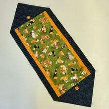 Load image into Gallery viewer, Shop for Hope - Table Runners
