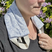 Load image into Gallery viewer, Miche Niche - Lavender Neck Wrap, , Atrium 916 - Sacramento.Shop, Atrium 916 - Sacramento.Shop
