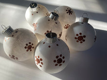 Load image into Gallery viewer, Maggie Devos - Handpainted Mexican Barro art Ornament - white Reg
