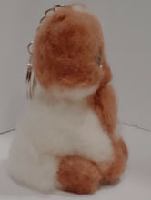 Load image into Gallery viewer, nestneedlesandknots - felted kitten keychain - green eyes, Crafts, Nestneedlesandknots, Atrium 916 - Sacramento.Shop
