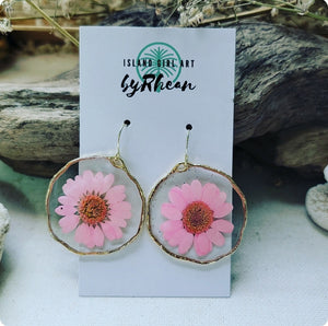 Island Girl Art - Pressed Flower Earrings - Pink Daisy 2