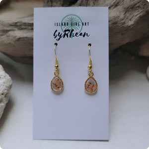 Island Girl Art - Pressed Flower Earrings - Mini Orange