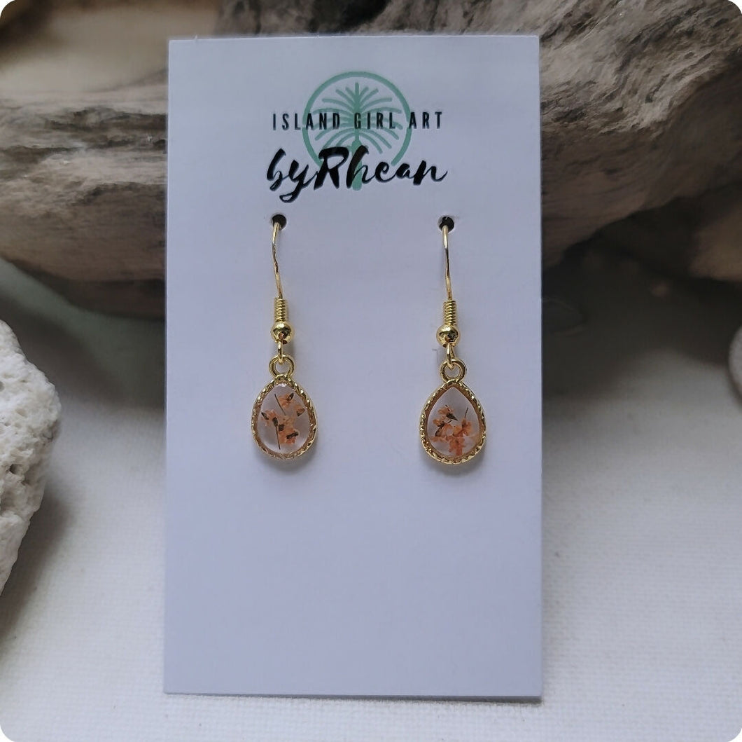 Island Girl Art - Pressed Flower Earrings - Mini Orange