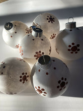 Load image into Gallery viewer, Maggie Devos - Handpainted Mexican Barro art Ornament - white Reg
