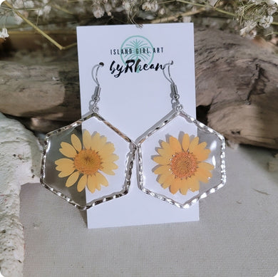 Island Girl Art - Pressed Flower Earrings - Yellow Daisy, Jewelry, Island Girl Art by Rhean, Atrium 916 - Sacramento.Shop