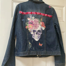 Load image into Gallery viewer, Maggie Devos Art - Wearable Art, , Atrium 916 - Sacramento.Shop, Atrium 916 - Sacramento.Shop
