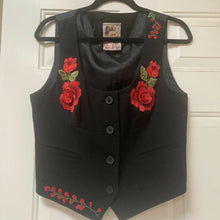 Load image into Gallery viewer, Maggie Devos Art - Wearable Art, , Atrium 916 - Sacramento.Shop, Atrium 916 - Sacramento.Shop
