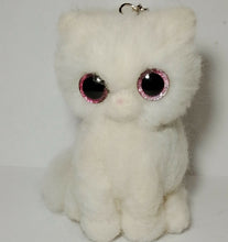 Load image into Gallery viewer, nestneedlesandknots - Felted Kitten Keychain - Light pink/Dark pink eyes
