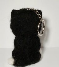Load image into Gallery viewer, nestneedlesandknots - Felted Kitten Keychain - Purple eyes
