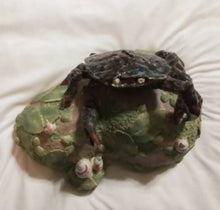 Load image into Gallery viewer, Yoshiko - Ceramic Sculptures
