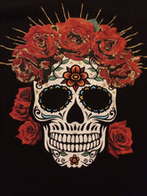 Load image into Gallery viewer, Maggie Devos-DOD blk tee-skull w/roses-Size S (3-5), Fashion, Maggie Devos, Sacramento . Shop
